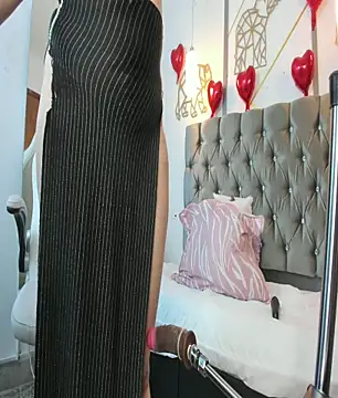 Snapshot of SalmaZaman chatting on March 16, 2025, 5:47 am SalmaZaman online show from March 16, 2025, 5:47 am