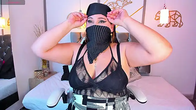 Snapshot of SalmaZaman chatting on September 10, 2025, 7:25 pm SalmaZaman online show from September 10, 2025, 7:25 pm