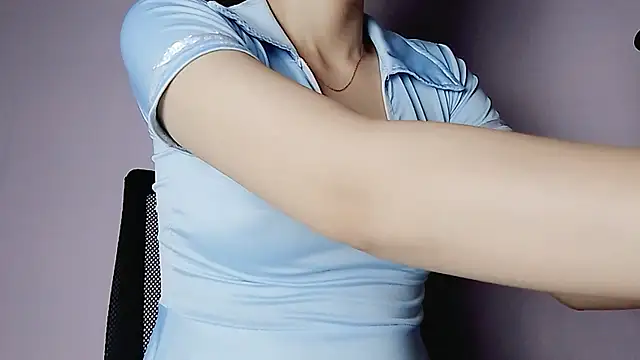 Snapshot of Baenee chatting on December 5, 2024, 7:17 pm Baenee online show from December 5, 2024, 7:17 pm