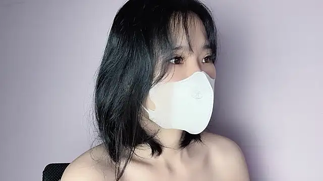 Snapshot of Baenee chatting on November 6, 2025, 2:40 pm Baenee online show from November 6, 2025, 2:40 pm