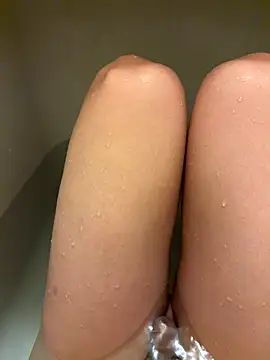 Snapshot of matu050556 chatting on November 17, 2025, 11:38 am matu050556 online show from November 17, 2025, 11:38 am