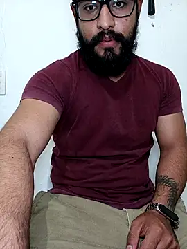 HombreS3n online show from February 25, 2025, 9:24 pm