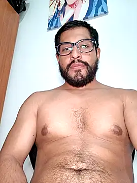 HombreS3n online show from March 4, 2025, 8:38 pm