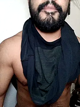 HombreS3n online show from October 20, 2025, 4:13 am