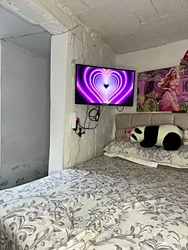 Snapshot of GemaGranadoss chatting on October 9, 2025, 7:12 pm GemaGranadoss online show from October 9, 2025, 7:12 pm