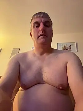 Fatbigtitsmarc online show from November 17, 2025, 1:22 am