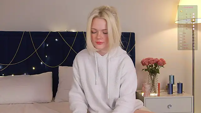 MilaDemies online show from January 28, 2025, 3:25 am