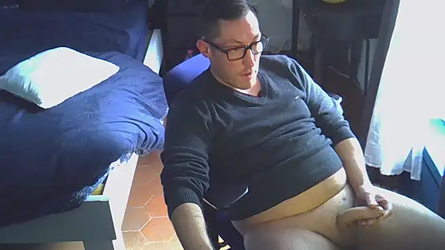 Snapshot of Taktak7791 chatting on January 19, 2026, 1:15 pm Taktak7791 online show from January 19, 2026, 1:15 pm