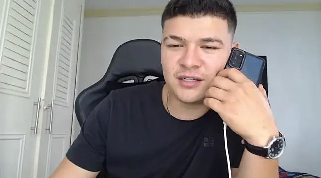 Plug Control online show from February 1, 2025, 4:11 pm