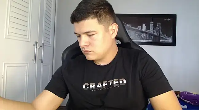 Plug Control online show from February 8, 2025, 7:59 pm