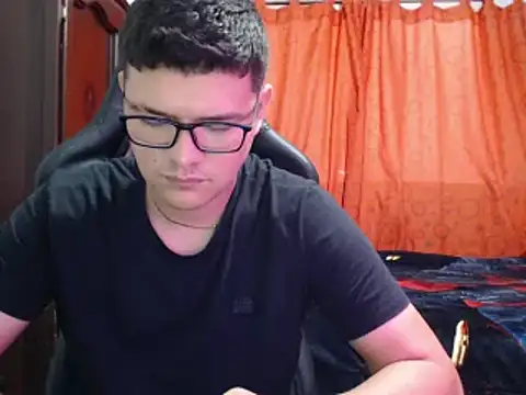 Plug Control online show from March 11, 2025, 3:12 pm