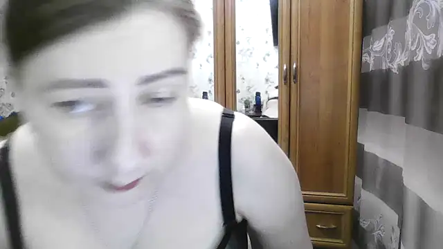 SophieNightAh online show from January 10, 2026, 7:26 pm