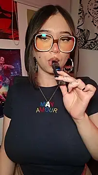 Snapshot of annbones_ch chatting on November 7, 2025, 8:09 pm annbones ch online show from November 7, 2025, 8:09 pm