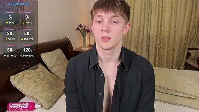 Snapshot of David_Keler chatting on October 4, 2025, 11:08 am David Keler online show from October 4, 2025, 11:08 am