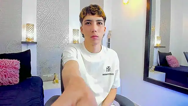 Nikolay Gregori online show from January 24, 2025, 4:27 am