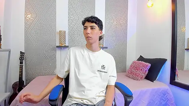 Nikolay Gregori online show from February 7, 2025, 9:58 am