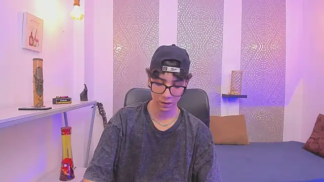 Nikolay Gregori online show from October 14, 2025, 4:13 am