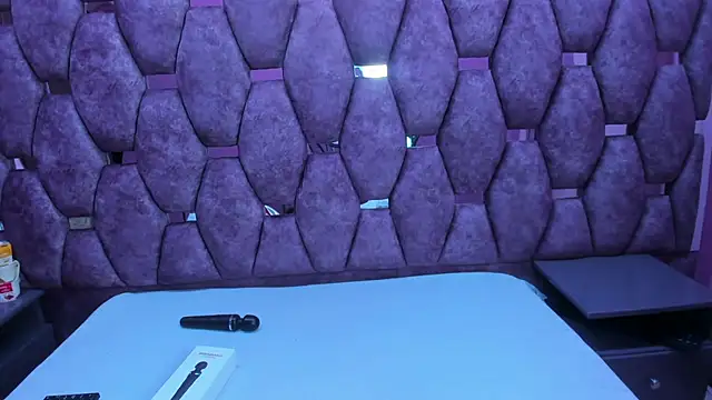 AlaSmith online show from November 2, 2025, 2:03 am