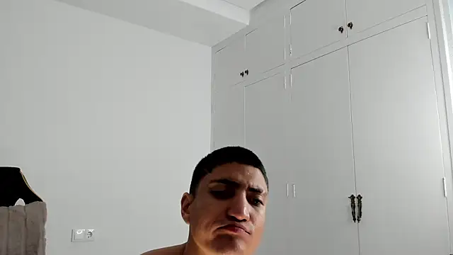 dan01  online show from March 18, 2025, 7:52 am