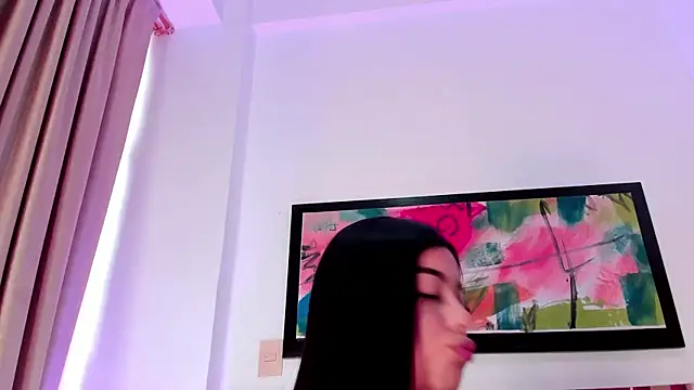 Snapshot of SiennaVidaal chatting on January 24, 2025, 6:14 pm SiennaVidaal online show from January 24, 2025, 6:14 pm