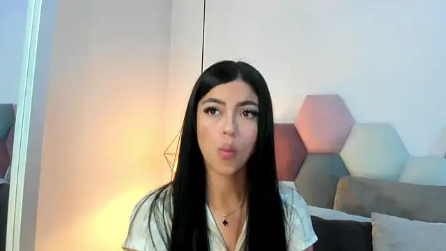 Snapshot of SiennaVidaal chatting on March 10, 2025, 6:01 pm SiennaVidaal online show from March 10, 2025, 6:01 pm