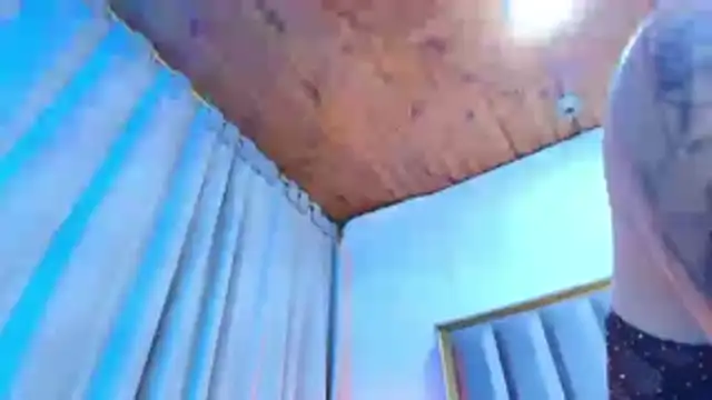 Eda Bonne online show from April 4, 2026, 11:18 am