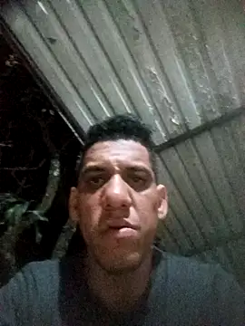 Snapshot of Elvergon3456 chatting on December 18, 2025, 4:07 am Elvergon3456 online show from December 18, 2025, 4:07 am