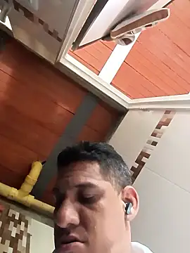 Snapshot of Elvergon3456 chatting on February 19, 2026, 3:52 pm Elvergon3456 online show from February 19, 2026, 3:52 pm