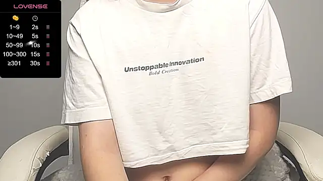 RRUUBBYYY online show from September 19, 2025, 6:26 am