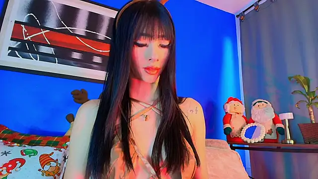 liccy hall online show from December 4, 2025, 11:41 am