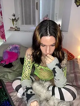 giuli zerozero online show from January 6, 2025, 2:47 pm