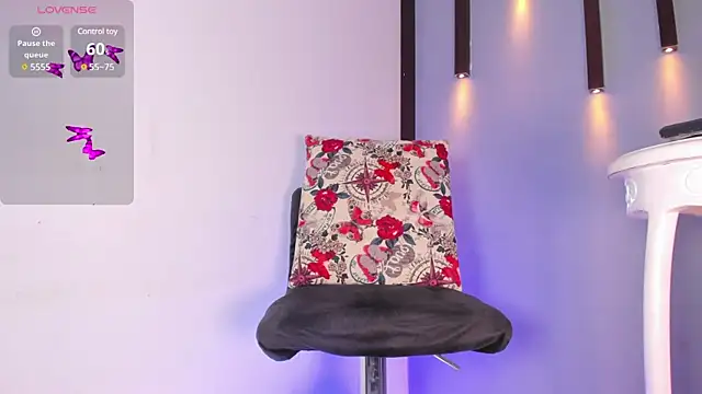 sweet melody8 online show from February 17, 2025, 9:52 pm