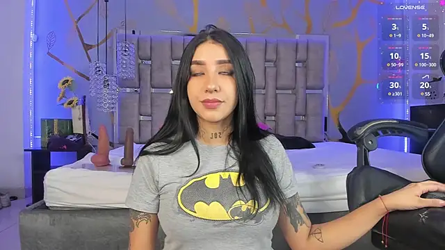 Leiaa  online show from January 13, 2025, 12:30 am