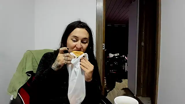 Sweet-Suck69 online show from February 18, 2025, 2:49 am