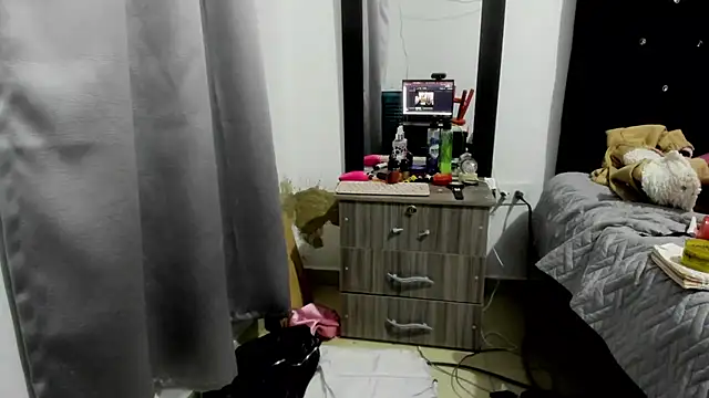 Sweet-Suck69 online show from March 15, 2026, 12:27 am