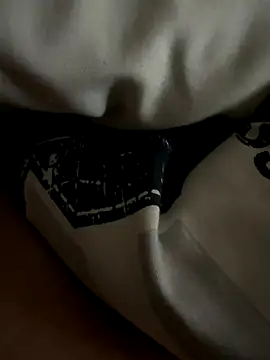 Rogerpere online show from October 13, 2025, 7:52 am