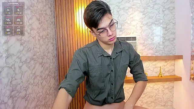 Gerony  online show from September 11, 2025, 5:18 am