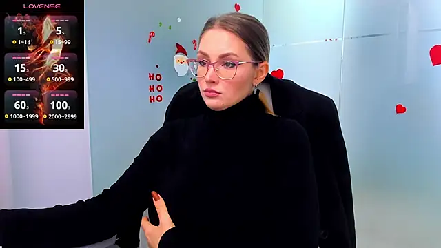 Snapshot of anyarosses chatting on December 16, 2024, 6:10 am anyarosses online show from December 16, 2024, 6:10 am