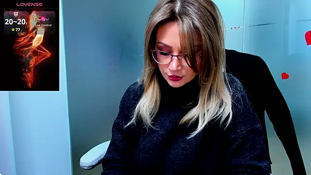 Snapshot of anyarosses chatting on January 14, 2025, 6:24 am anyarosses online show from January 14, 2025, 6:24 am