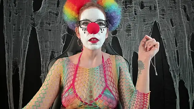 Snapshot of SaraDesirexo chatting on October 31, 2025, 11:11 am SaraDesirexo online show from October 31, 2025, 11:11 am