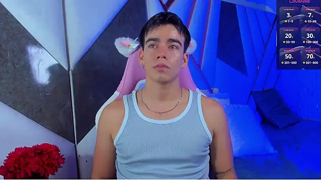Snapshot of its_liam18 chatting on June 2, 2026, 11:51 pm its liam18 online show from June 2, 2026, 11:51 pm