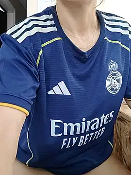 melissa 35  online show from November 9, 2025, 1:42 pm