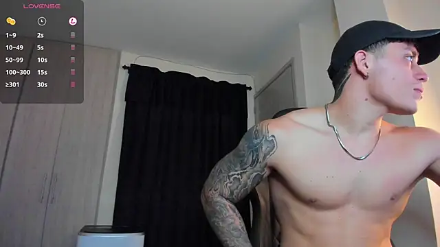 Snapshot of _joansoto chatting on March 15, 2025, 3:06 pm joansoto online show from March 15, 2025, 3:06 pm