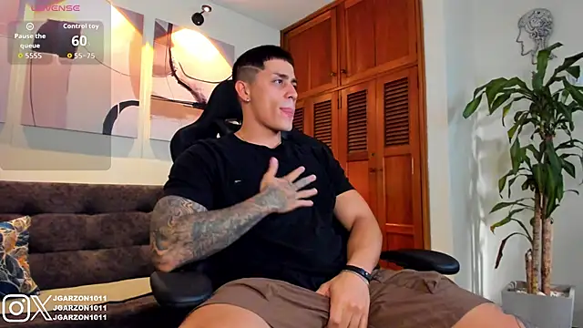 Snapshot of _joansoto chatting on December 18, 2025, 2:56 pm joansoto online show from December 18, 2025, 2:56 pm