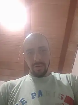Snapshot of fire_menxxx001 chatting on June 4, 2026, 5:19 pm fire menxxx001 online show from June 4, 2026, 5:19 pm