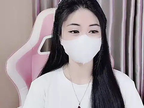 Snapshot of _Lygn__ chatting on February 25, 2025, 6:09 pm Lygn online show from February 25, 2025, 6:09 pm