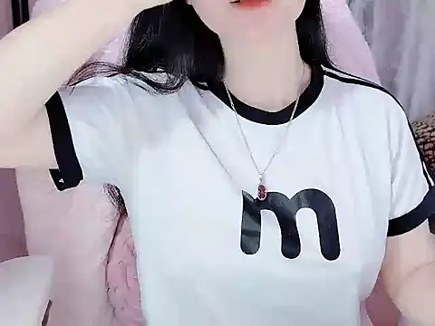 Snapshot of _Lygn__ chatting on November 15, 2025, 11:51 am Lygn online show from November 15, 2025, 11:51 am