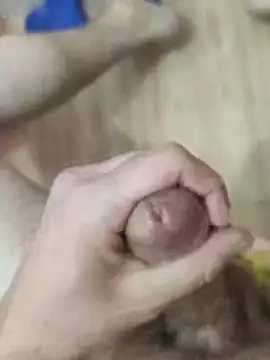 ssikerek23 online show from October 15, 2025, 4:29 pm