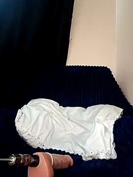 Snapshot of Realdeal42d chatting on February 16, 2026, 4:36 pm Realdeal42d online show from February 16, 2026, 4:36 pm