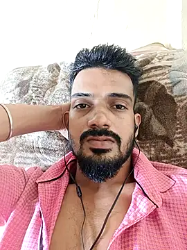 Snapshot of saggy1218 chatting on November 3, 2025, 9:32 am saggy1218 online show from November 3, 2025, 9:32 am